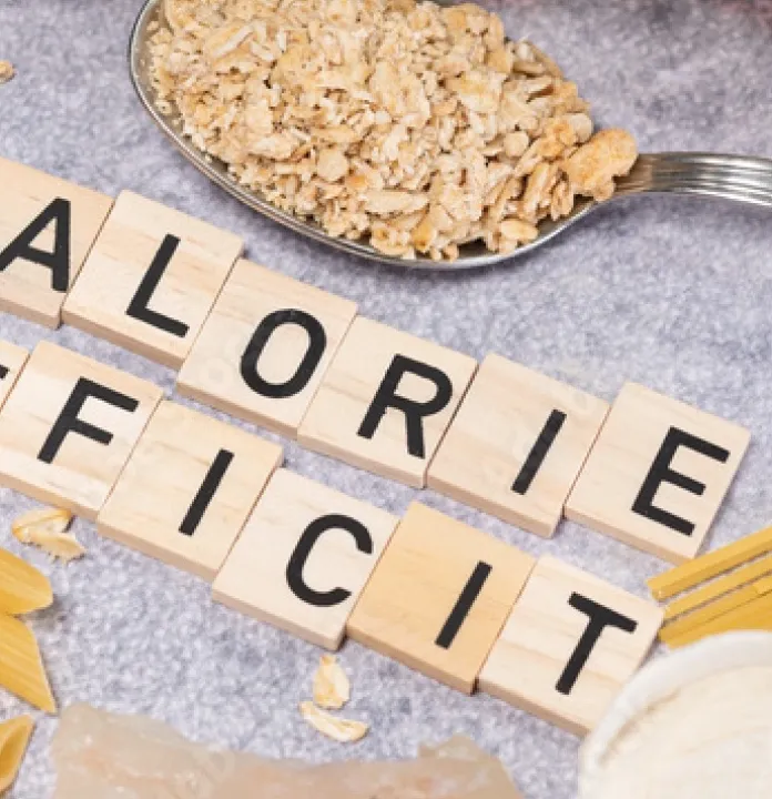 Deficitul Caloric Explicat Clar: Cum Slăbești Fără Diete Drastice